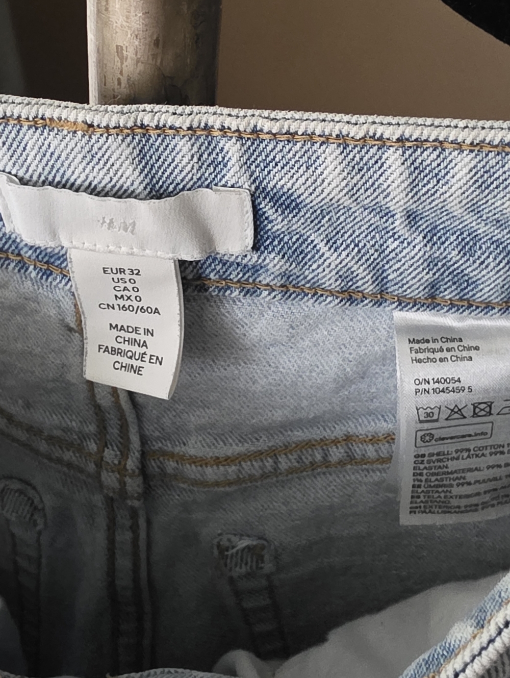 H&M Light Blue High-Rise Flared Jeans - Picture 4 of 12